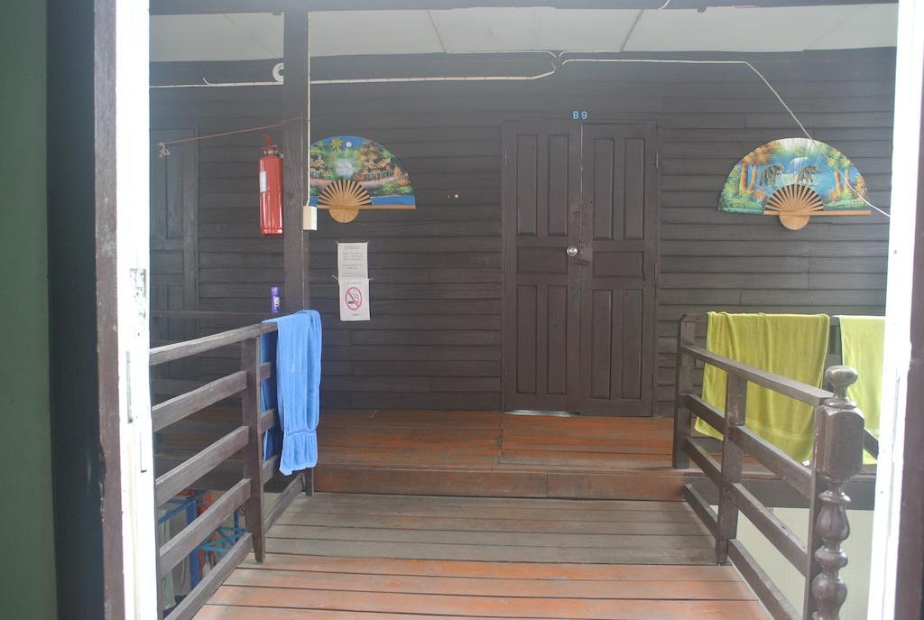 Chok Dee Guesthouse Chiang Mai Extérieur photo