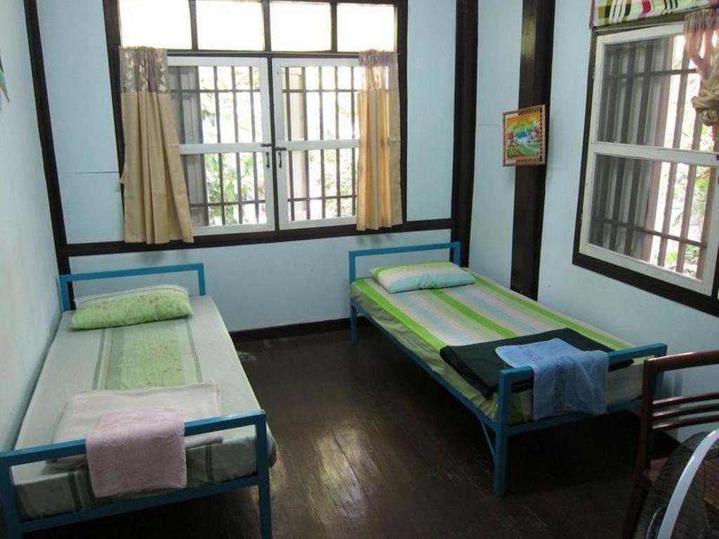 Chok Dee Guesthouse Chiang Mai Extérieur photo