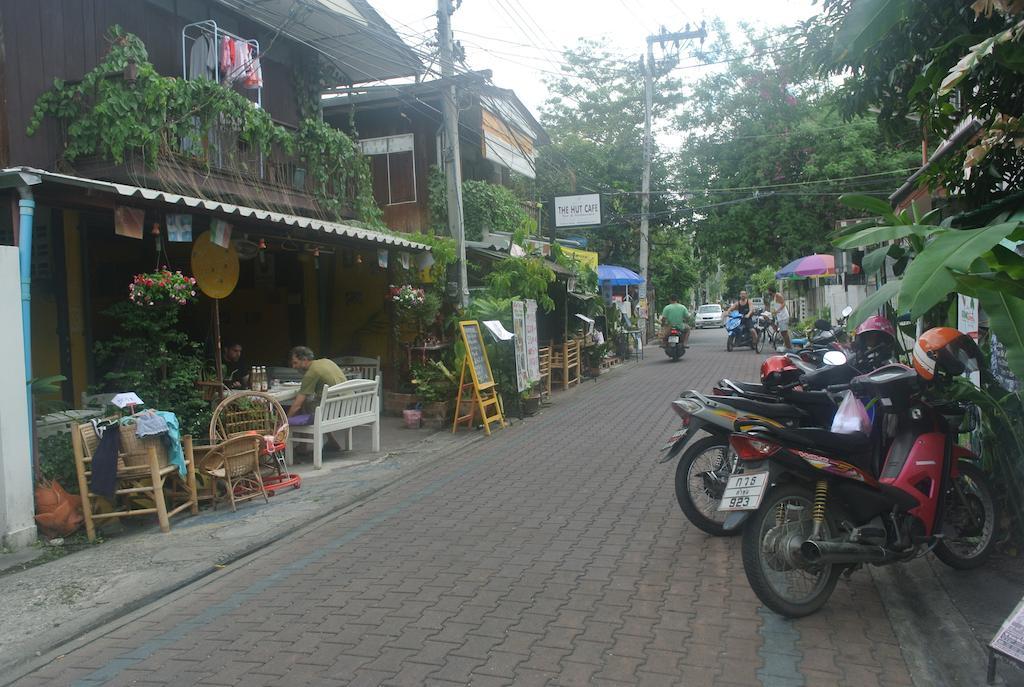 Chok Dee Guesthouse Chiang Mai Extérieur photo