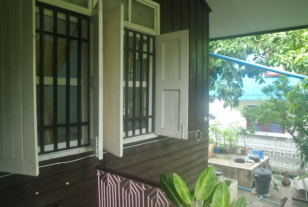 Chok Dee Guesthouse Chiang Mai Extérieur photo
